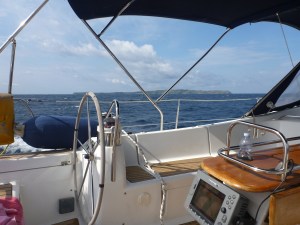 25 knots of wind and look - no hands!